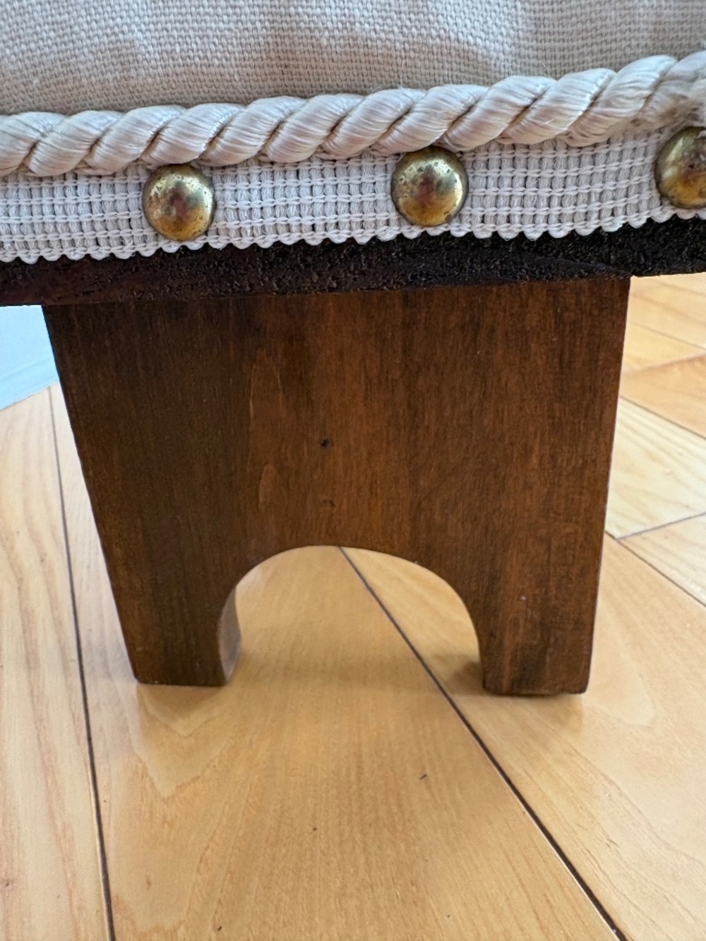 Vintage Hand Embroidered Footstool Cottagecore Needlepoint Wooden Cricket Stool - Picture 10 of 14